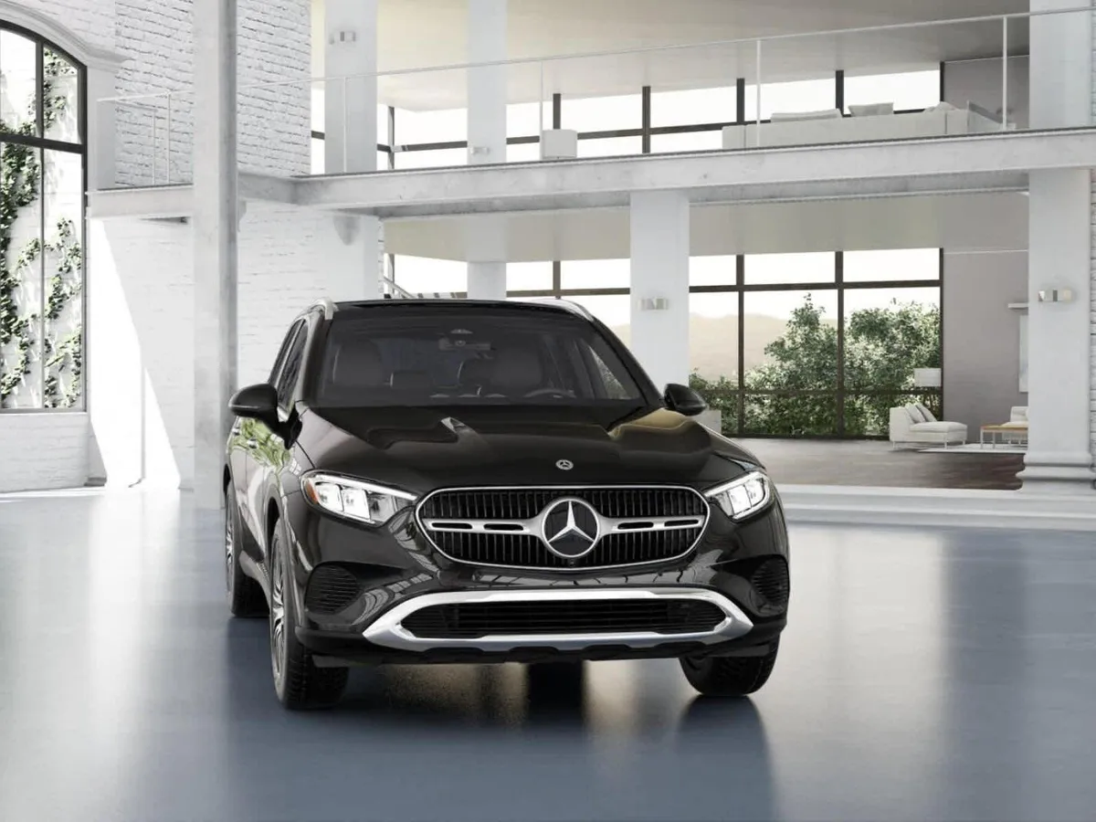2026 Mercedes-Benz GLC 300 GLC 300 thumbnail 8