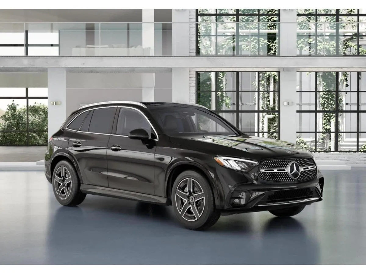 2026 Mercedes-Benz GLC 300 GLC 300 thumbnail 11