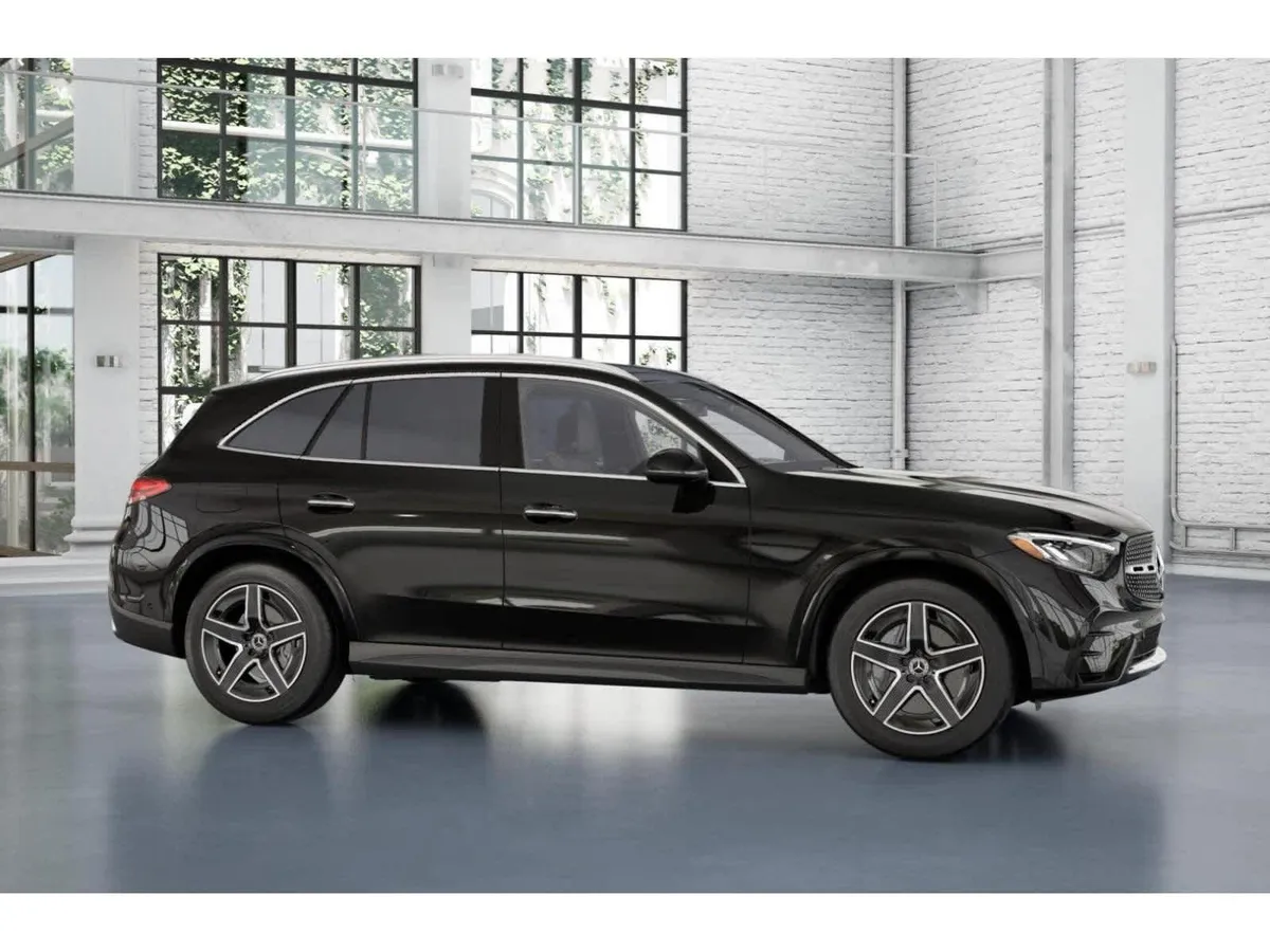2026 Mercedes-Benz GLC 300 GLC 300 thumbnail 14