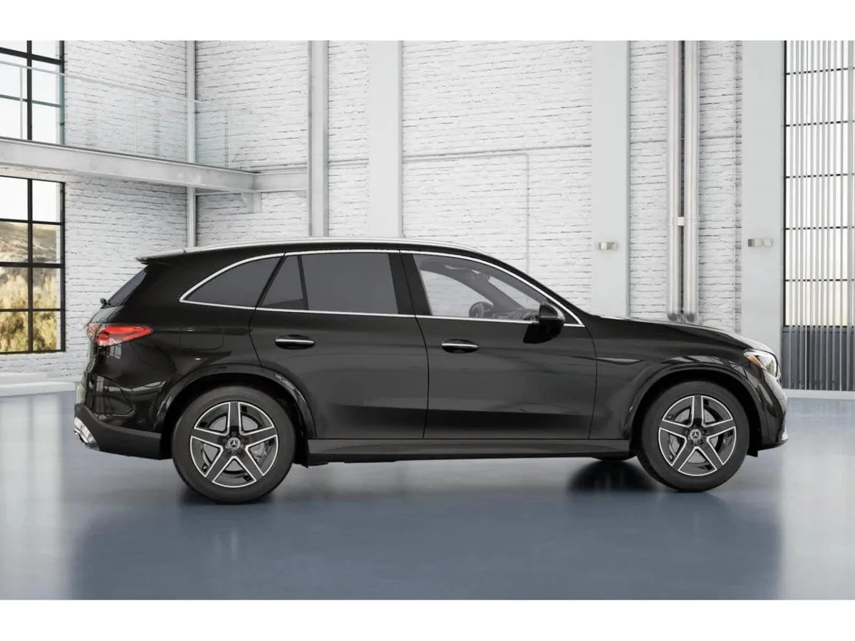 2026 Mercedes-Benz GLC 300 GLC 300 thumbnail 16