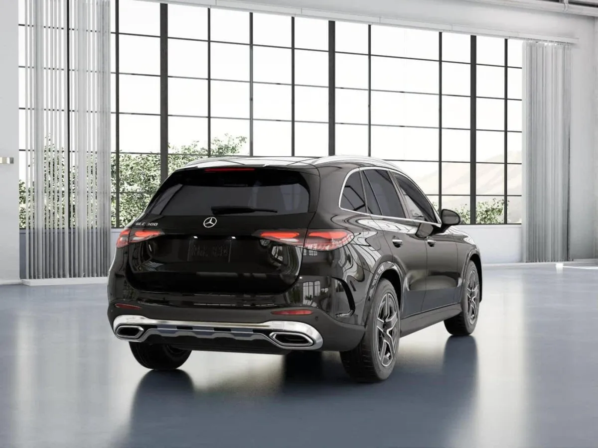 2026 Mercedes-Benz GLC 300 GLC 300 thumbnail 22