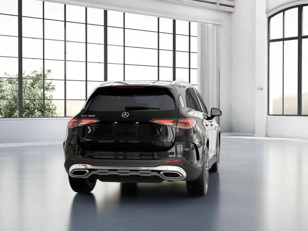 2026 Mercedes-Benz GLC 300 GLC 300 thumbnail 23