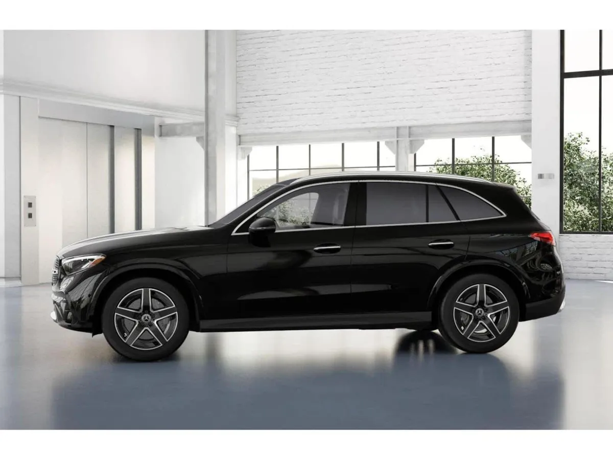 2026 Mercedes-Benz GLC 300 GLC 300 thumbnail 34