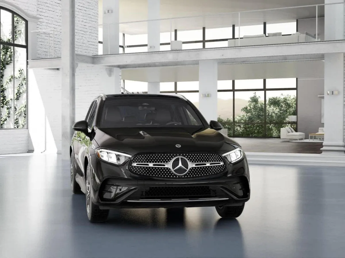 2026 Mercedes-Benz GLC 300 GLC 300 thumbnail 8