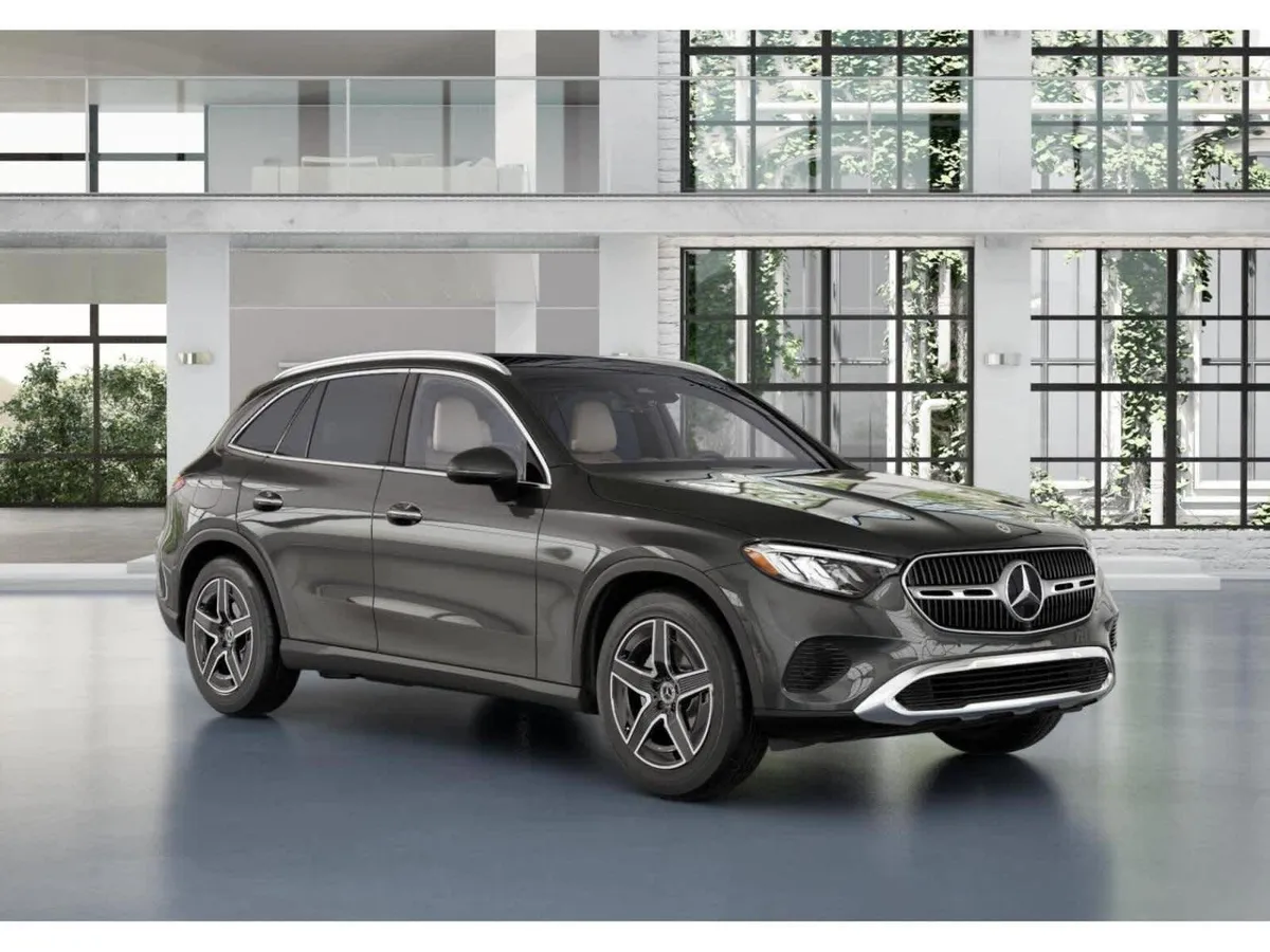 2026 Mercedes-Benz GLC 300 GLC 300 thumbnail 11