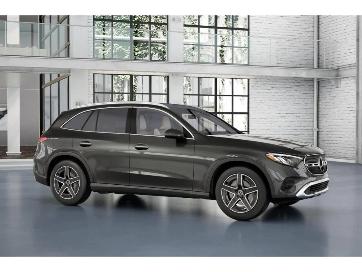 2026 Mercedes-Benz GLC 300 GLC 300 thumbnail 13