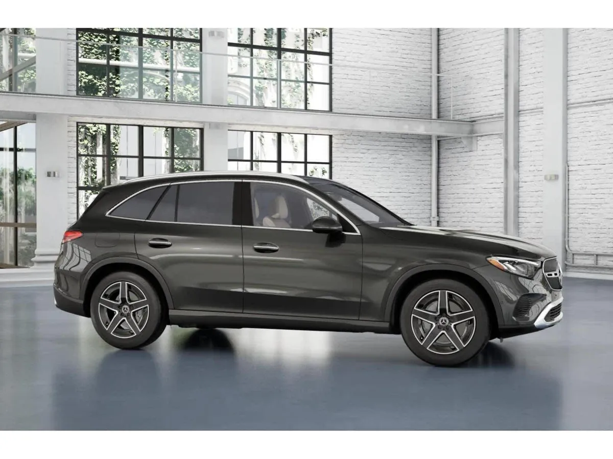 2026 Mercedes-Benz GLC 300 GLC 300 thumbnail 14