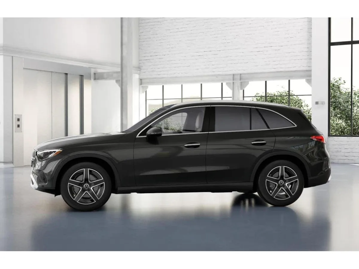 2026 Mercedes-Benz GLC 300 GLC 300 thumbnail 34