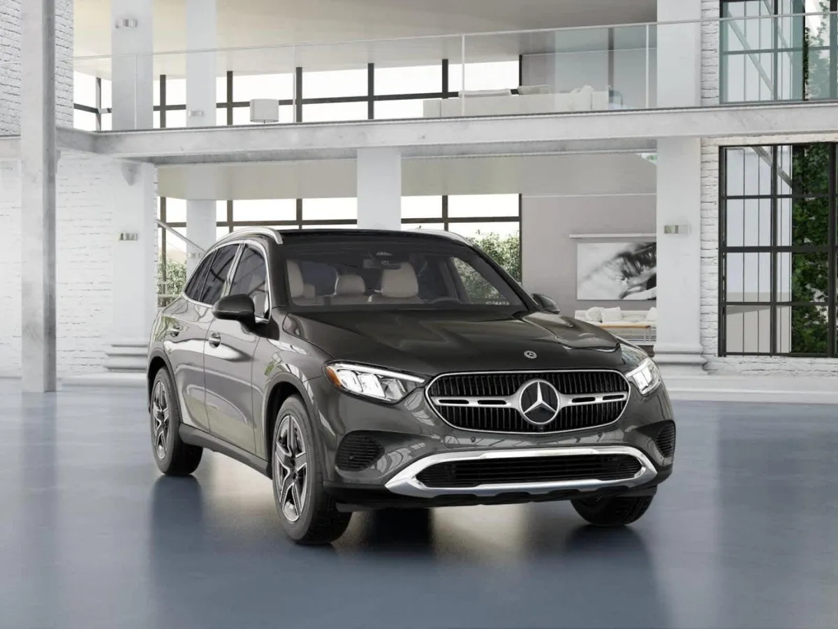 2026 Mercedes-Benz GLC 300 GLC 300 thumbnail 9