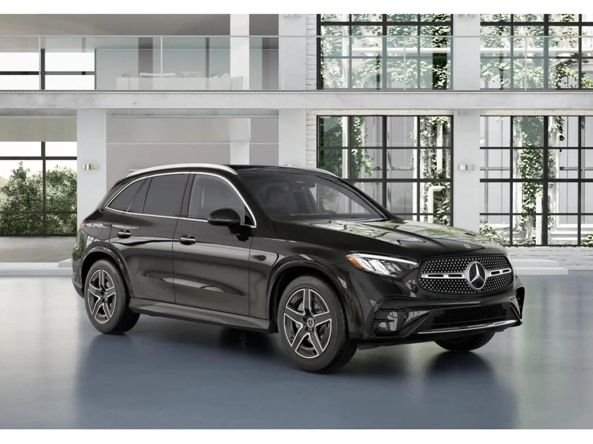 2026 Mercedes-Benz GLC 300 GLC 300 thumbnail 11