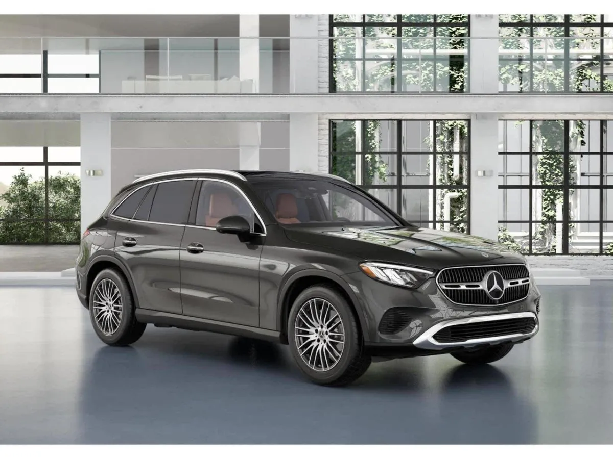 2026 Mercedes-Benz GLC 300 GLC 300 thumbnail 10