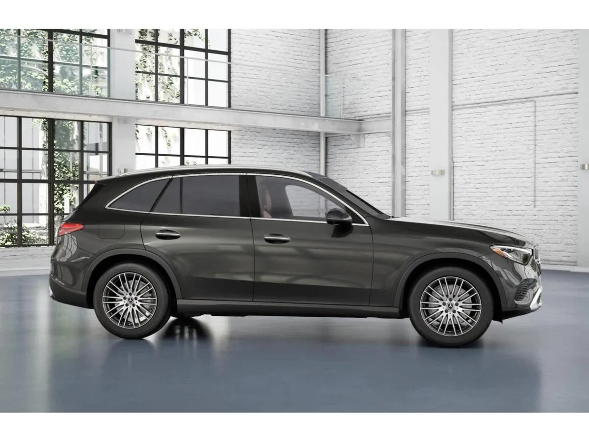 2026 Mercedes-Benz GLC 300 GLC 300 thumbnail 14