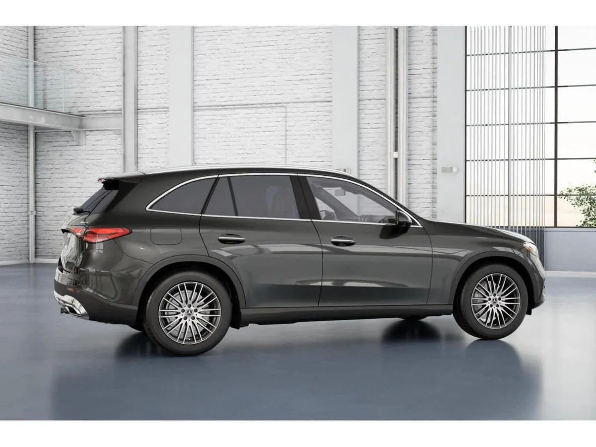2026 Mercedes-Benz GLC 300 GLC 300 thumbnail 17