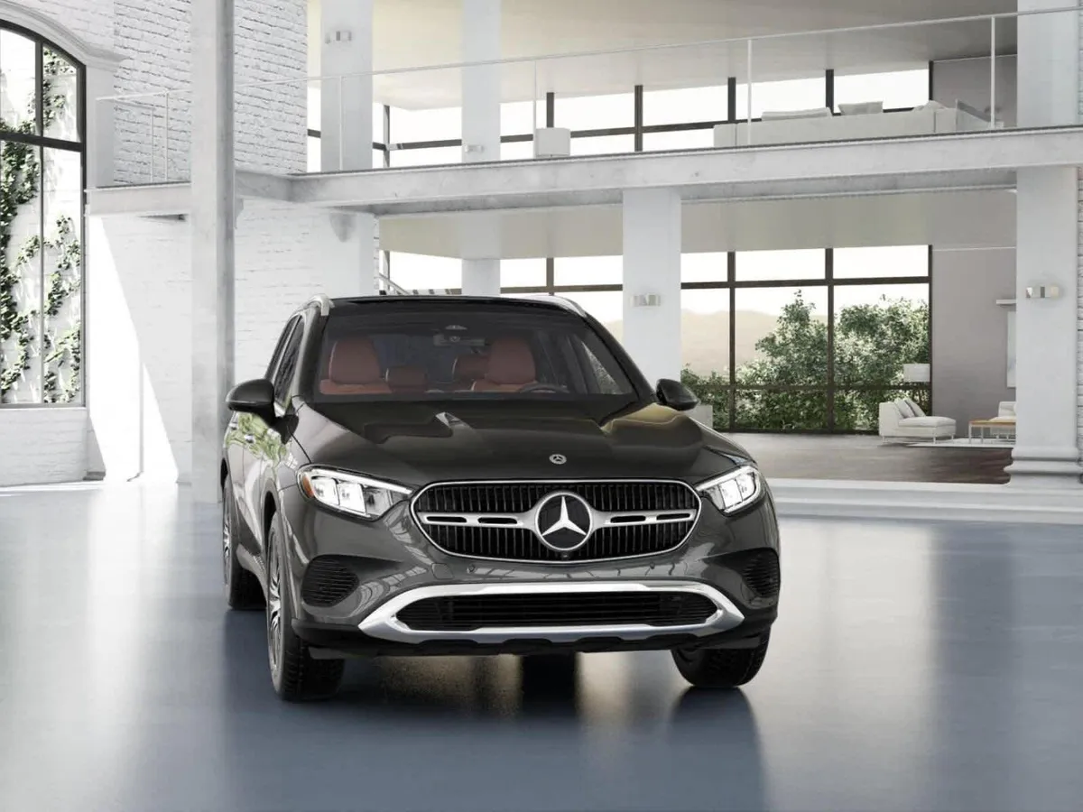 2026 Mercedes-Benz GLC 300 GLC 300 thumbnail 7