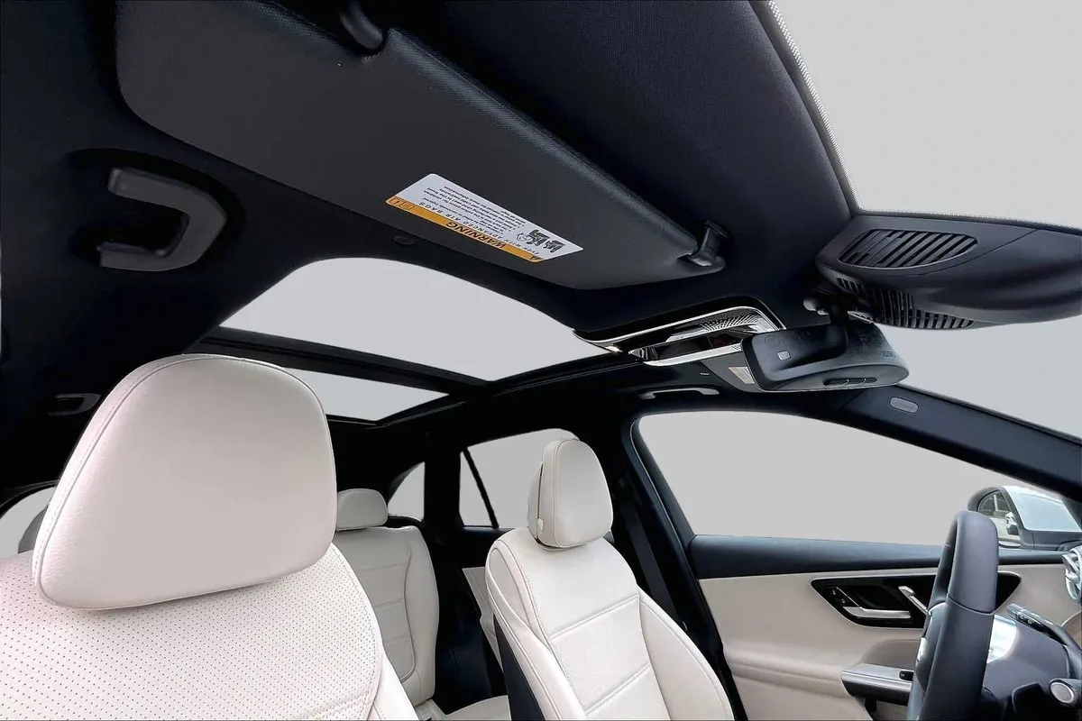 2026 Mercedes-Benz GLC 300 GLC 300 thumbnail 14