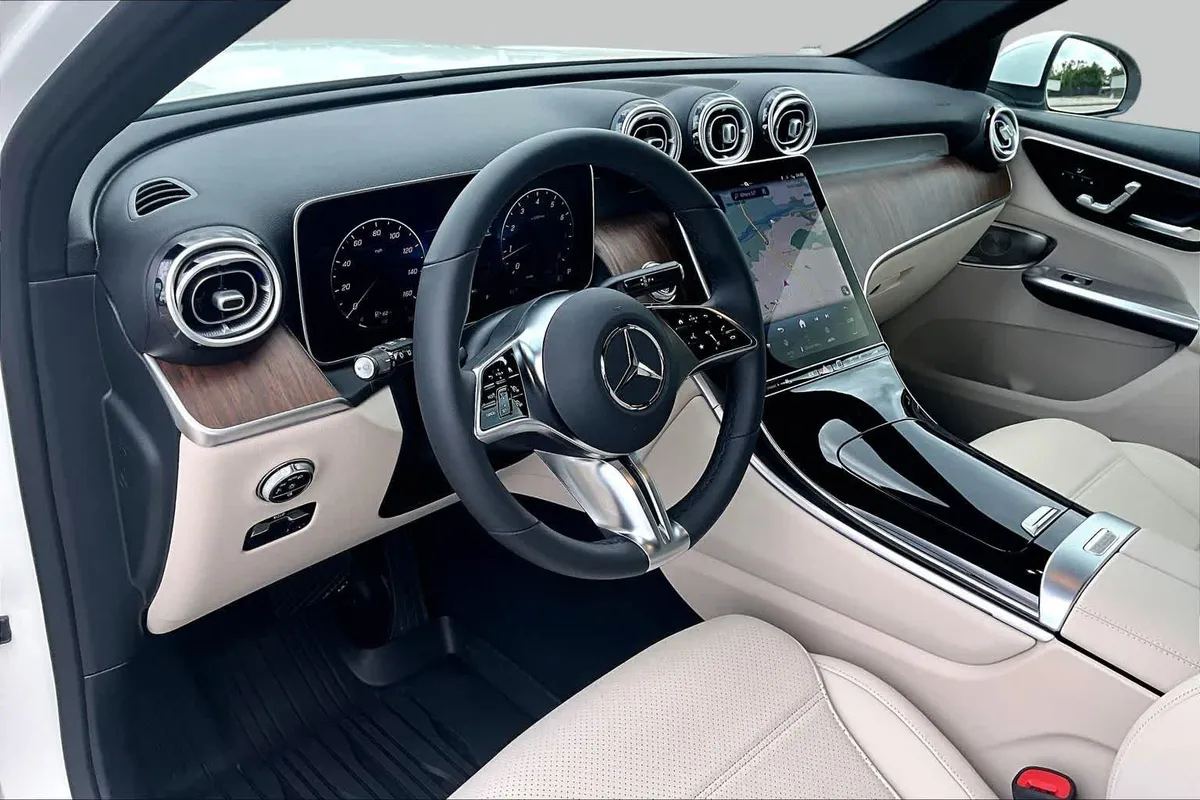 2026 Mercedes-Benz GLC 300 GLC 300 thumbnail 18