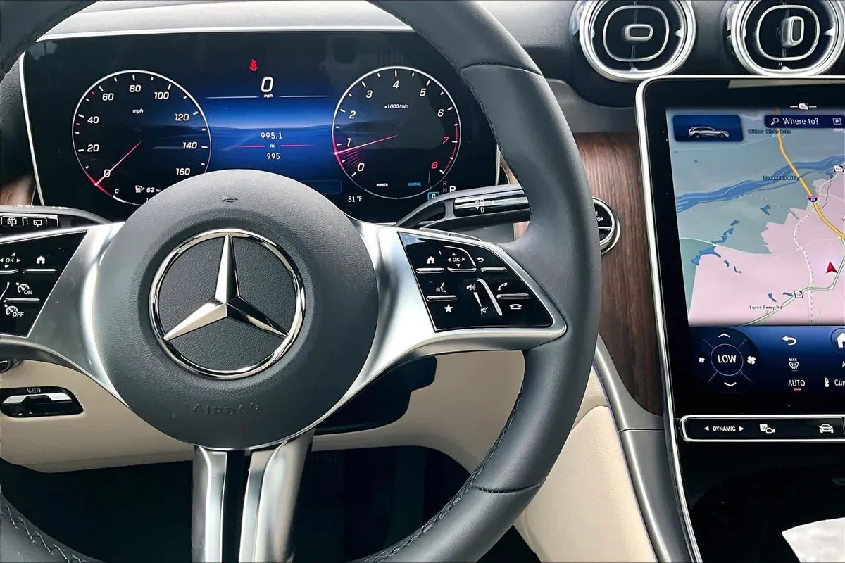 2026 Mercedes-Benz GLC 300 GLC 300 thumbnail 25