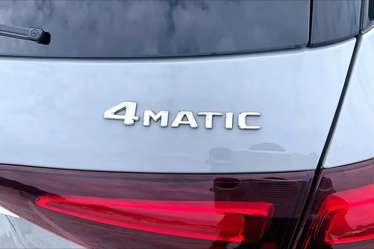 2026 Mercedes-Benz GLE 450 GLE 450 thumbnail 10