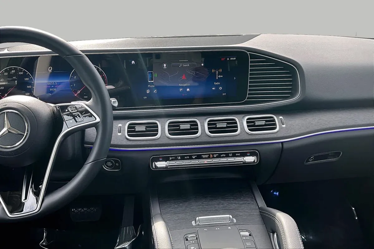 2026 Mercedes-Benz GLE 450 GLE 450 thumbnail 7