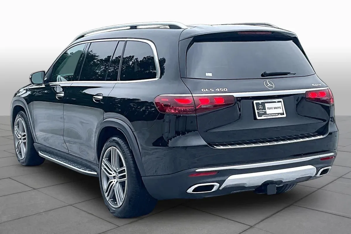 2026 Mercedes-Benz GLS 450 GLS 450 thumbnail 12