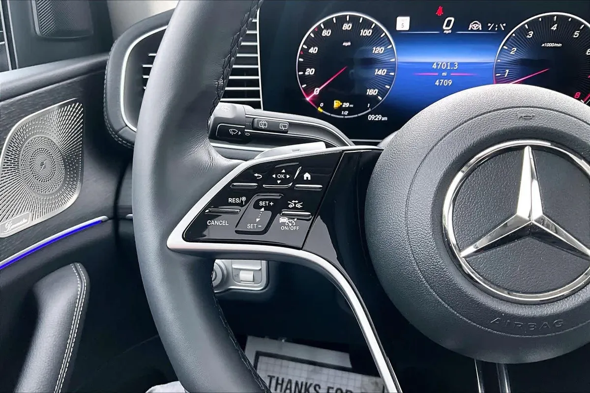 2026 Mercedes-Benz GLS 450 GLS 450 thumbnail 24