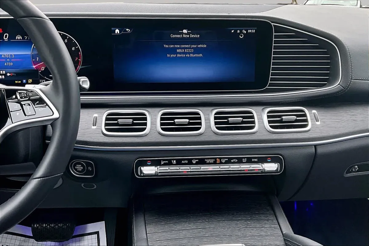 2026 Mercedes-Benz GLS 450 GLS 450 thumbnail 7