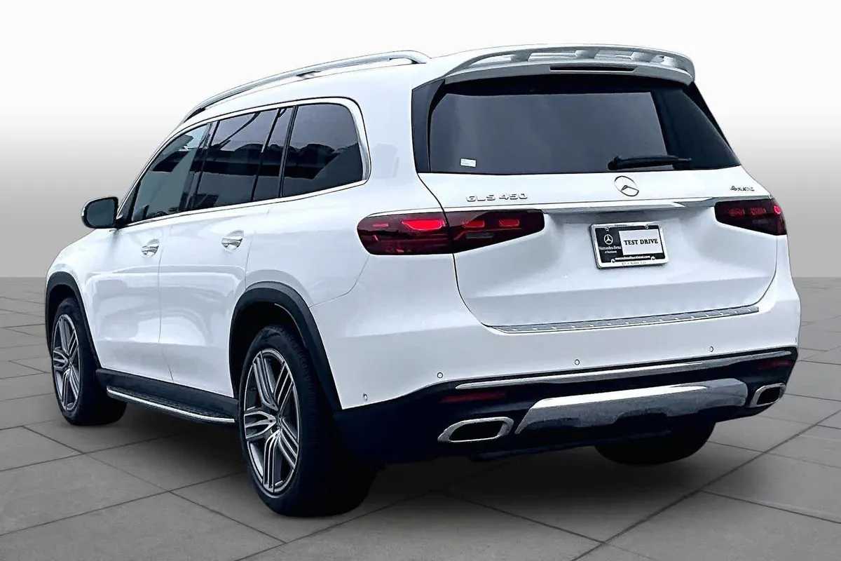 2026 Mercedes-Benz GLS 450 GLS 450 thumbnail 12