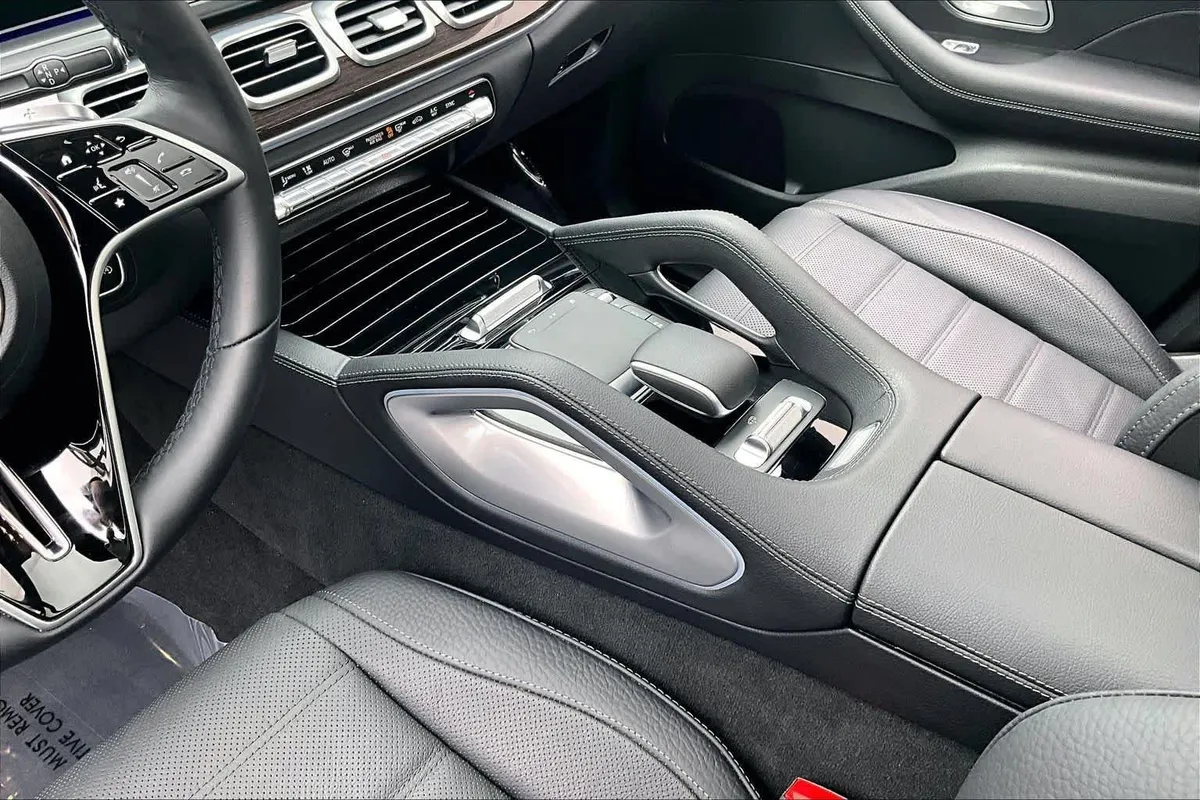 2026 Mercedes-Benz GLS 450 GLS 450 thumbnail 17
