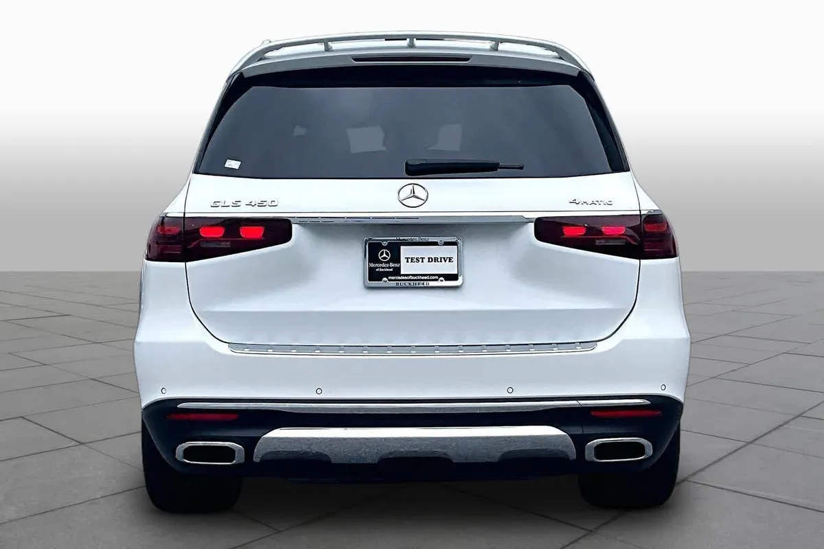 2026 Mercedes-Benz GLS 450 GLS 450 thumbnail 5