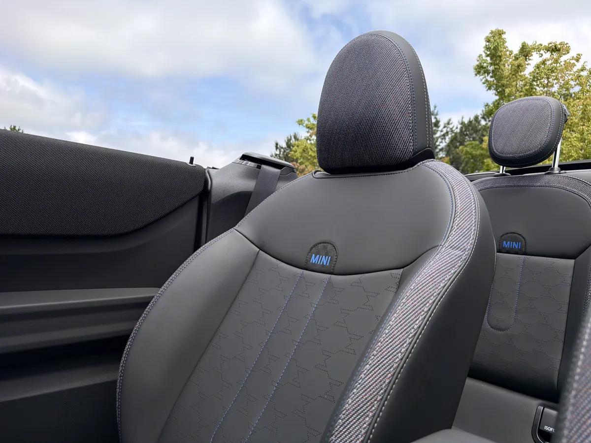 2026 MINI Convertible Cooper S thumbnail 16