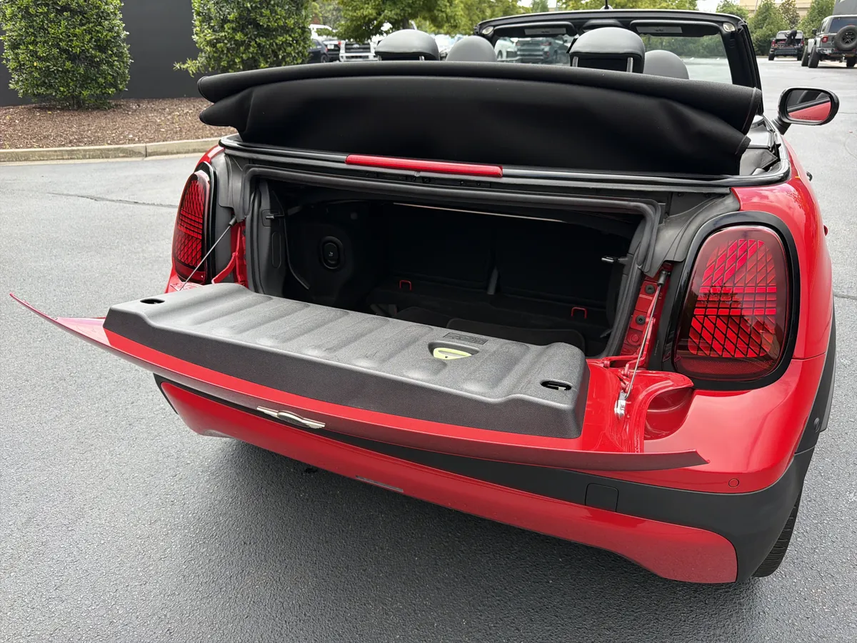 2026 MINI Convertible Cooper S thumbnail 36