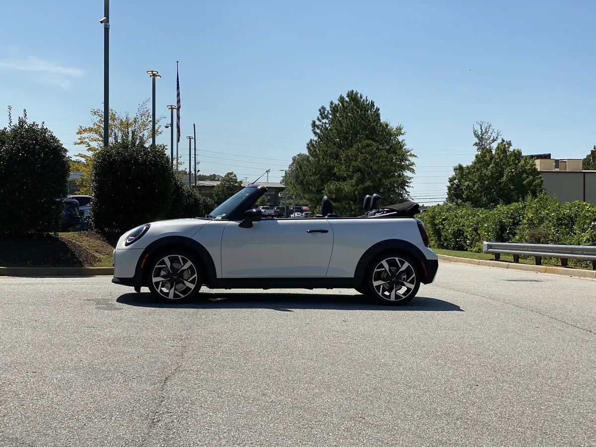 2026 MINI Convertible Cooper S thumbnail 12
