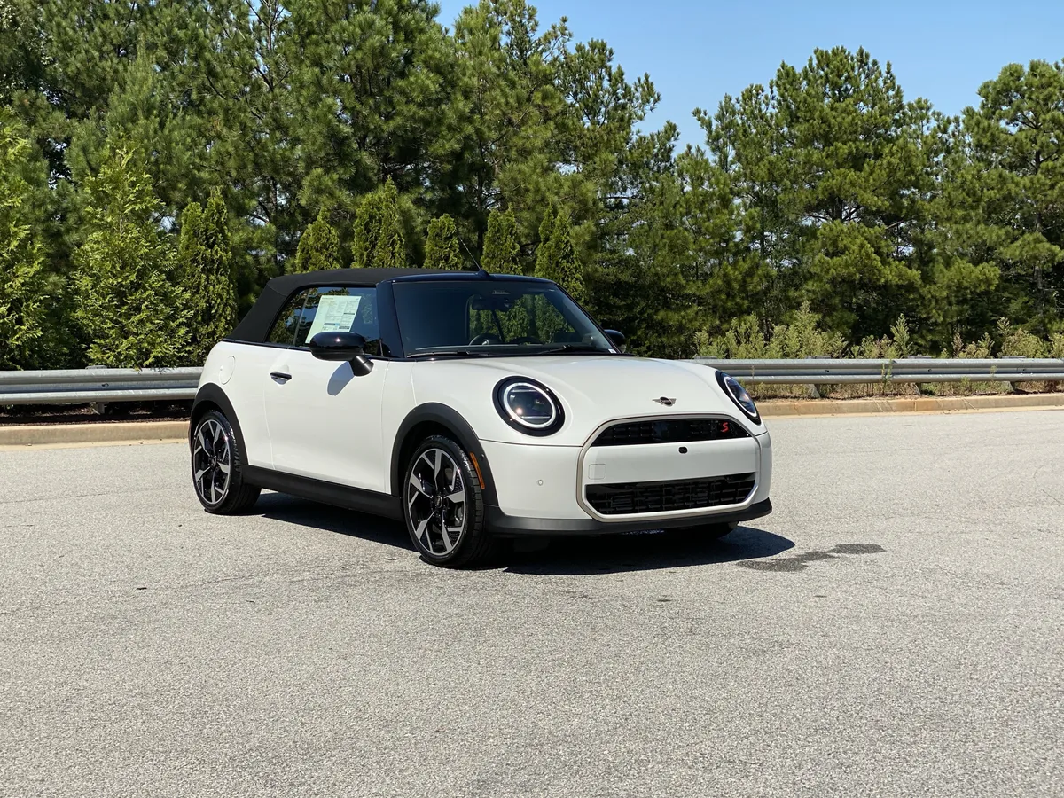 2026 MINI Convertible Cooper S thumbnail 35