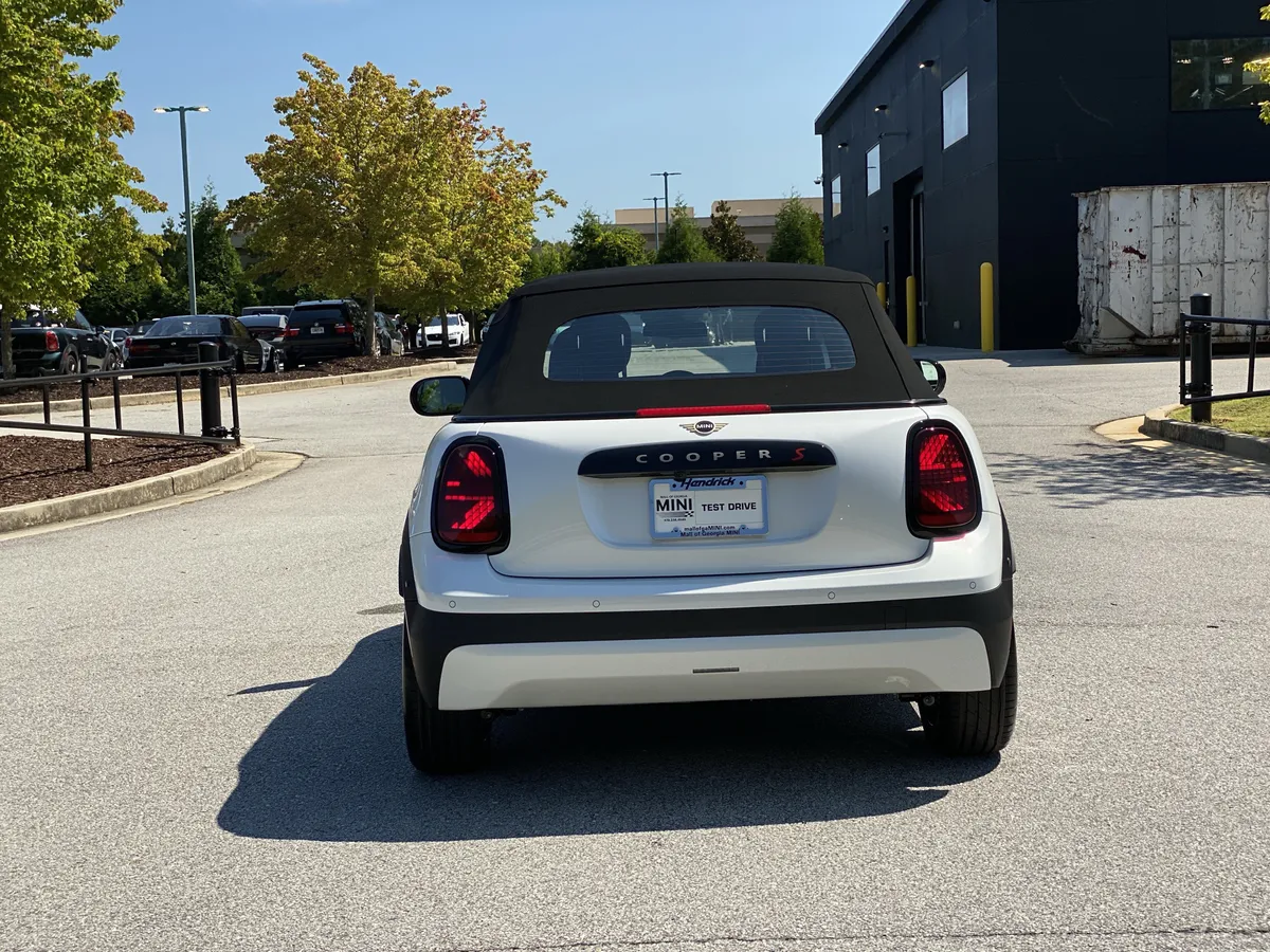 2026 MINI Convertible Cooper S thumbnail 38