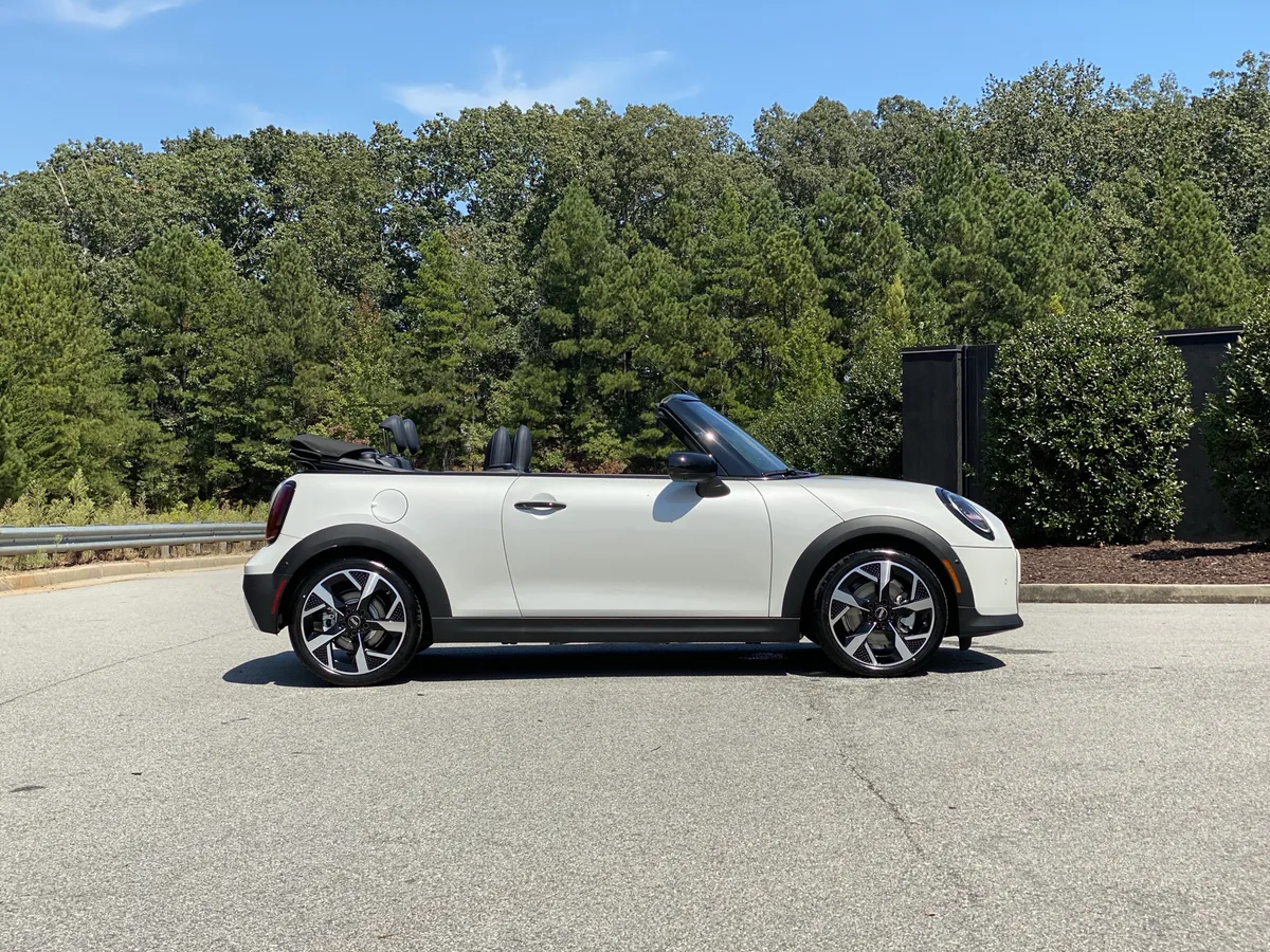 2026 MINI Convertible Cooper S thumbnail 4