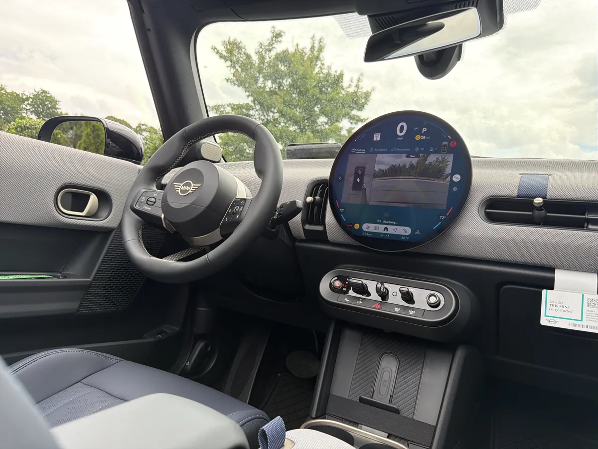 2026 MINI Convertible thumbnail 5