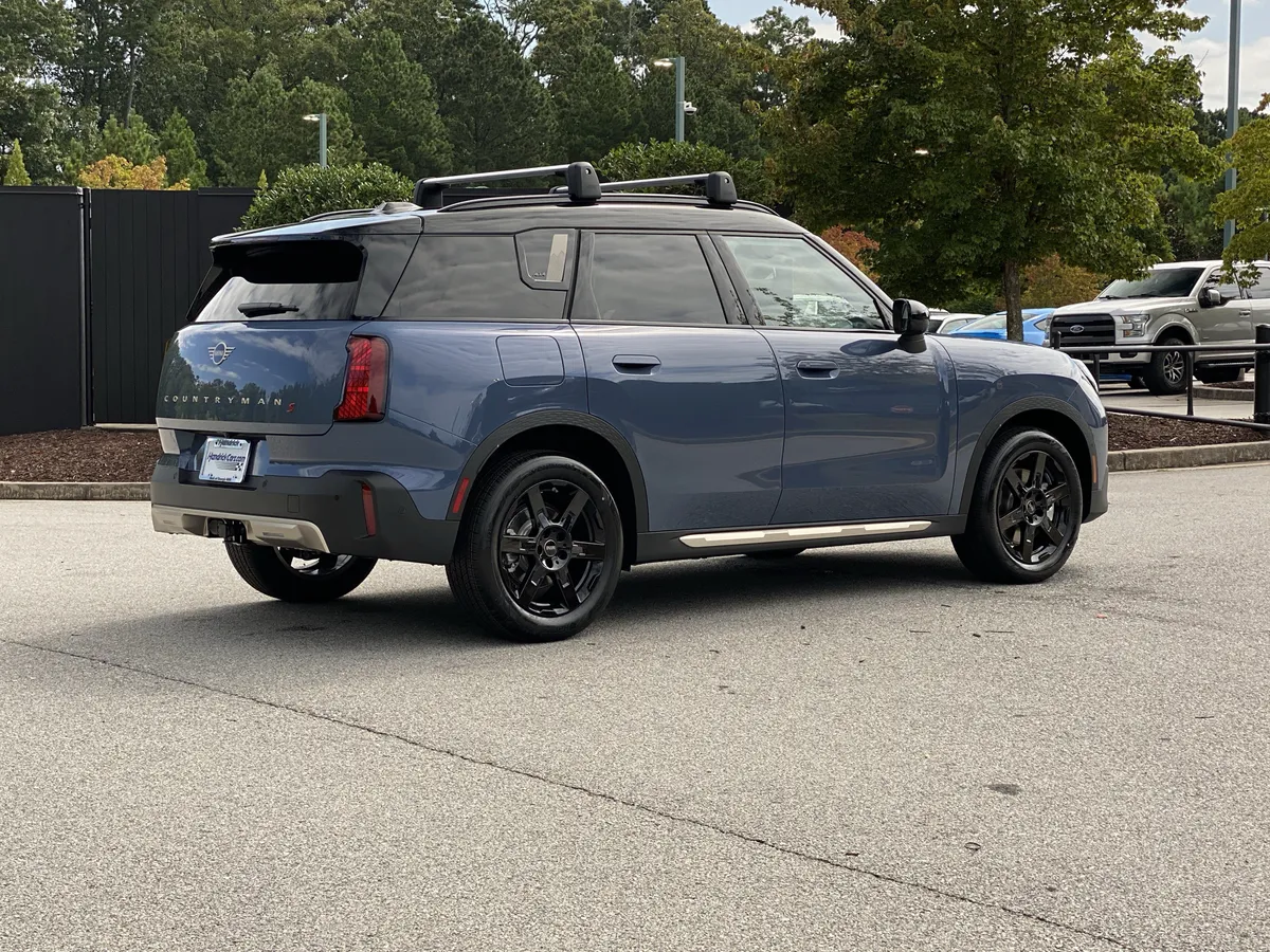 2026 MINI Countryman S thumbnail 2