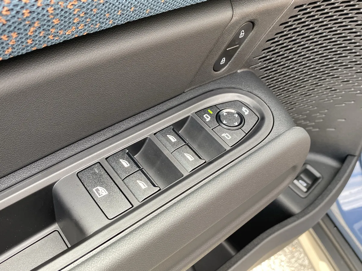 2026 MINI Countryman S thumbnail 24