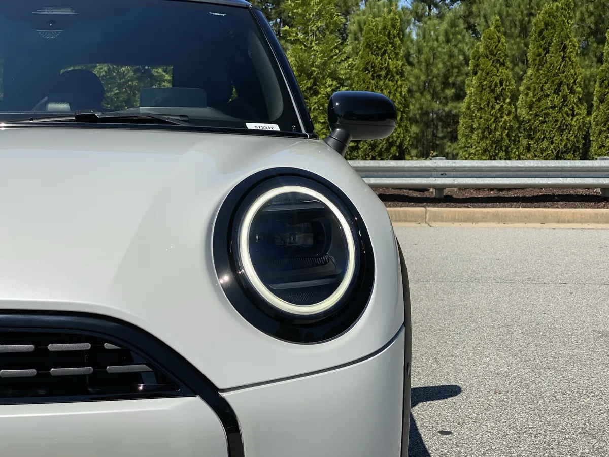 2026 MINI Hardtop 2 Door Cooper thumbnail 30