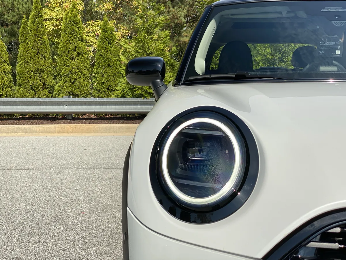 2026 MINI Hardtop 2 Door Cooper thumbnail 28