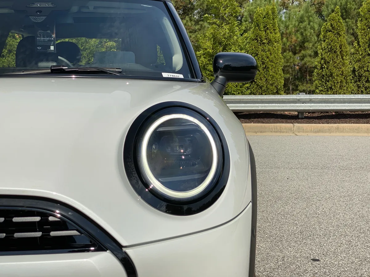 2026 MINI Hardtop 2 Door Cooper thumbnail 30