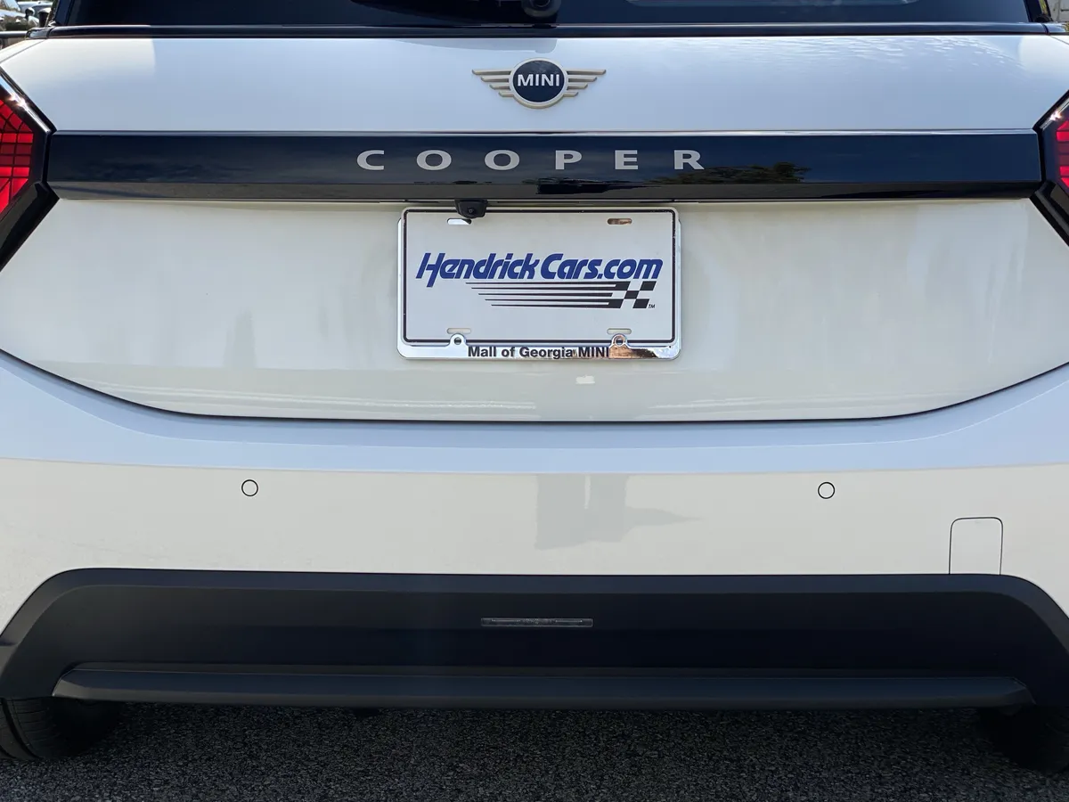 2026 MINI Hardtop 2 Door Cooper thumbnail 32