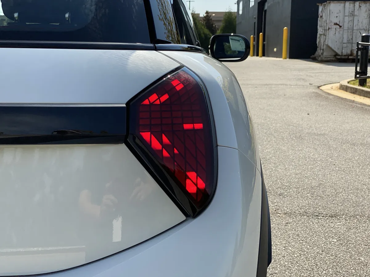 2026 MINI Hardtop 2 Door Cooper thumbnail 33