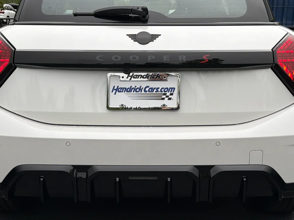2026 MINI Hardtop 2 Door thumbnail 16