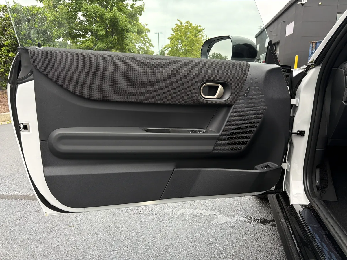2026 MINI Hardtop 2 Door thumbnail 19