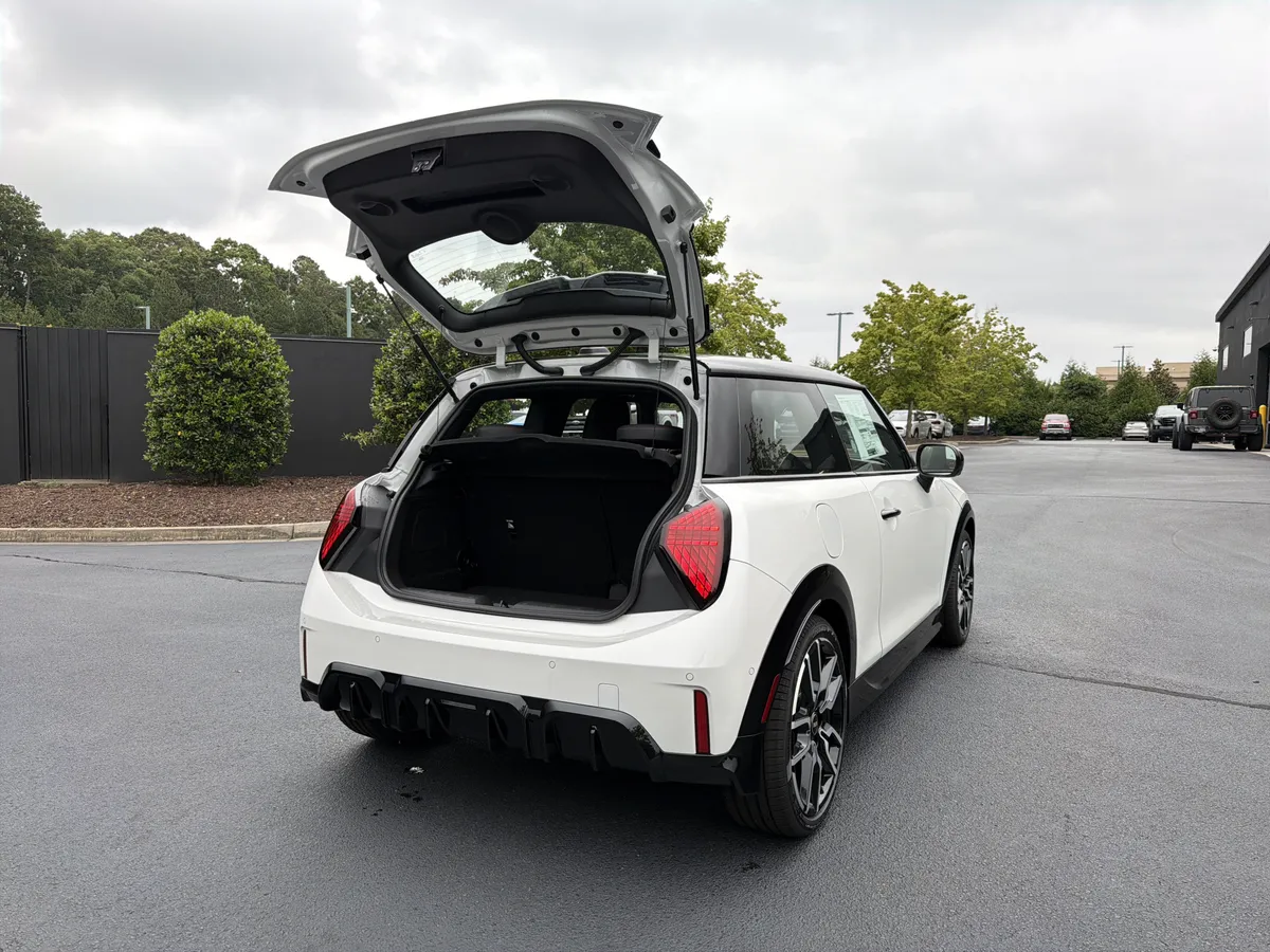 2026 MINI Hardtop 2 Door thumbnail 20