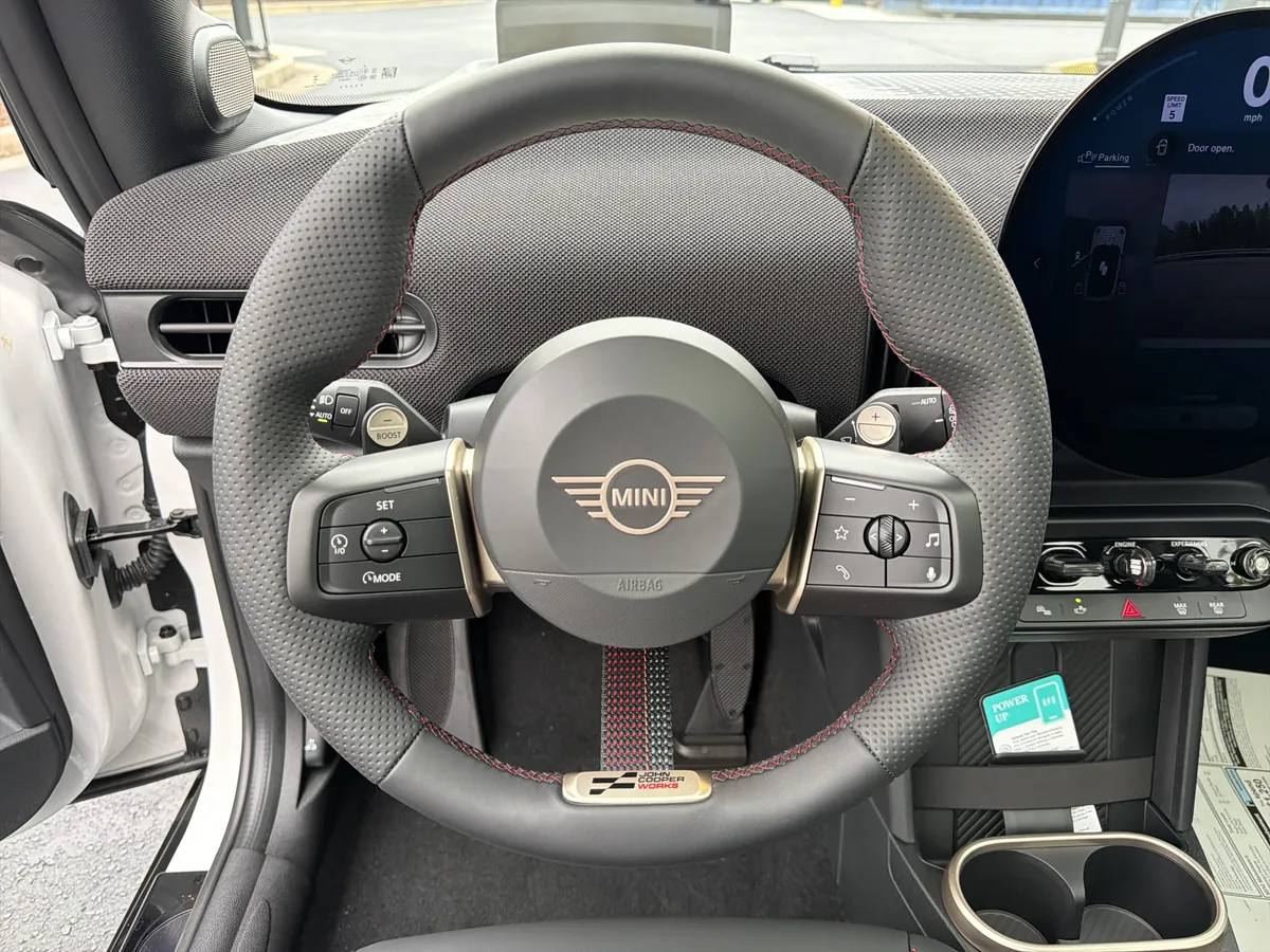 2026 MINI Hardtop 2 Door thumbnail 30