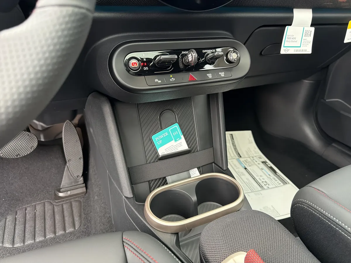 2026 MINI Hardtop 2 Door thumbnail 39