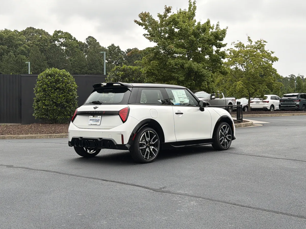 2026 MINI Hardtop 2 Door thumbnail 9