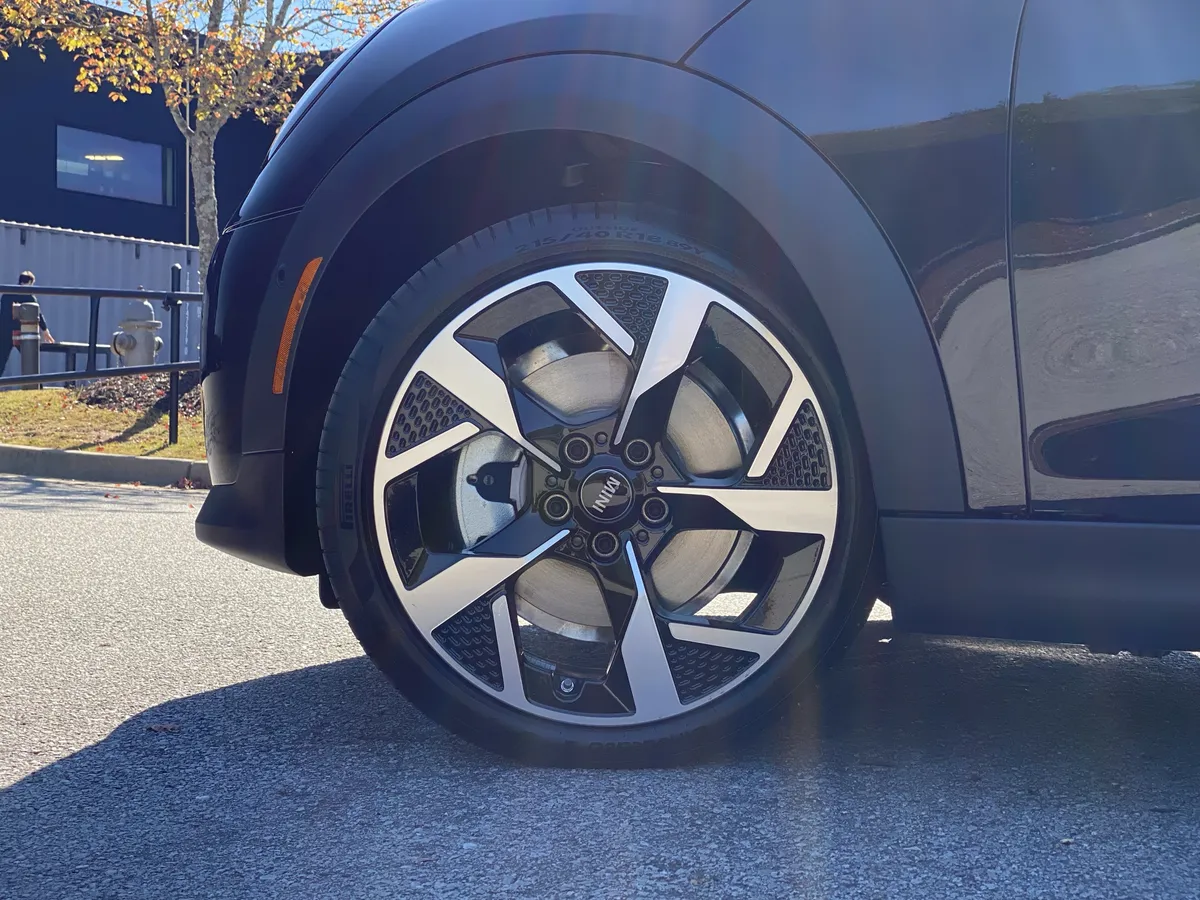 2026 MINI Hardtop 4 Door Cooper thumbnail 14